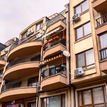 Semiramida * Varna