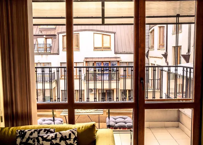 דירה Semiramida וארנה